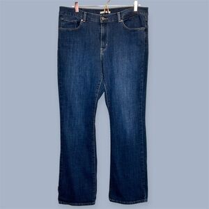 Levi’s Classic Bootcut Dark Wash Blue Denim Jeans size 16